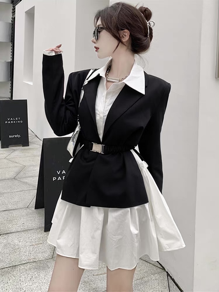 心机显瘦设计感炸街黑色西装外套女小众白色衬衫连衣裙两件套装潮